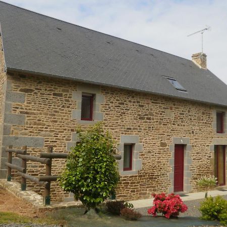 Modern Cottage In Normandy With Large Garden Isigny-le-Buat Buitenkant foto